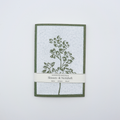 Handgebundenes A6-Heft mit botanischem Linoldruck-Einband in Grün, 60 Seiten blanko, 90 g/m²