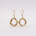 Boucles d'oreilles crochet en agate – faites à la main chez Dunjas Atelier, Zurich

