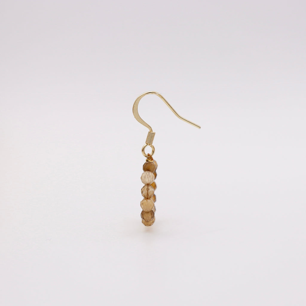 Agate hook earrings – handmade at Dunjas Atelier, Zurich
