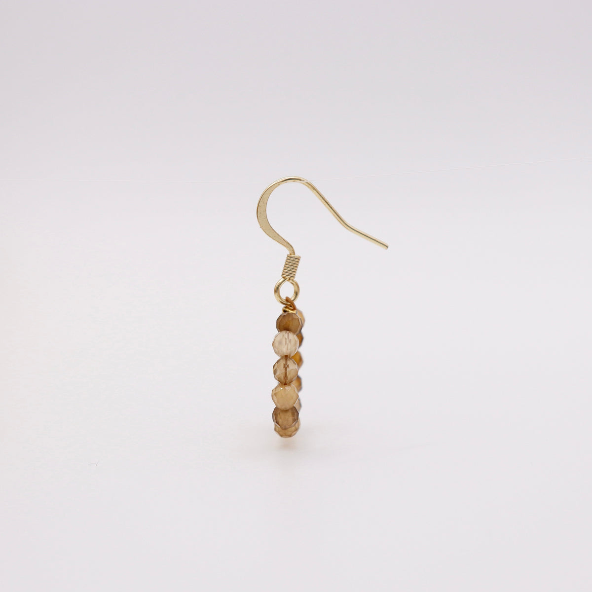 Agate hook earrings – handmade at Dunjas Atelier, Zurich
